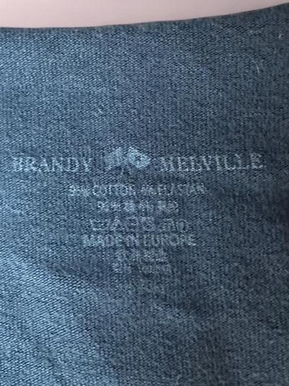Brandy Melville Women's Navy and Blue Crop-top - Picture 2 of 4
